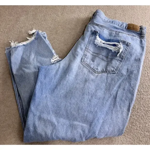 American Eagle Mom Jeans Sz 20 Regular Distressed Torn Medium Blue Wash Raw Hem - Picture 5 of 7